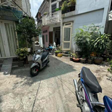 4.75 tỷ- Hoàng Hoa Thám – Gần Chợ Bà chiểu Bình Thạnh – 43m2 – hẻm trước nhà rộng 5m