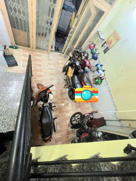 Hẻm thông thoáng Q4 Ngang 3,45 Dài 8 m Đúc bê tông 3 tấm CÓ 1,9 TỶ