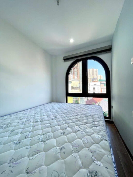 bán nhà pháo đài láng 40m2, 5 tầng, 14 tỷ 99