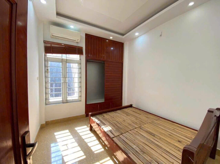 CHÍNH CHỦ CẦN BÁN NHÀ PHỐ HOÀNG HOA THÁM QUẬN BA ĐÌNH 37 m2 x 3 TẦNG NHỈNH 7 TỶ Ô TÔ KD