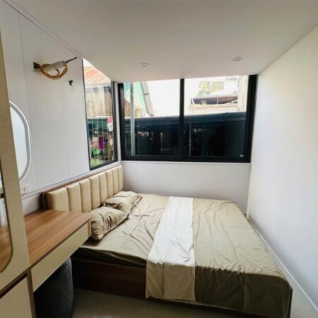 Bán Nhà Tập Thể 3 Tầng Tại Khu Tôn Đức Thắng, Đống Đa – Chỉ hơn 3 tỷ 5 Có 4 phòng ngủ, 2 phòng vệ