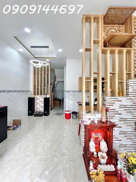 Nhà 3 tầng đường TÂN THỚI NHẤT 5, phường TÂN THỚI NHẤT, Q12, diện tích 75m2 (5mx15m). Hẻm ôtô thông