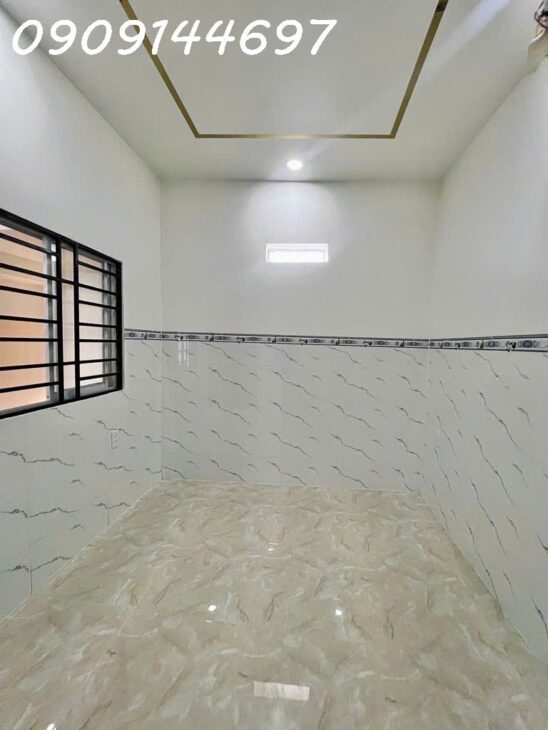 Nhà 3 tầng đường TÂN THỚI NHẤT 5, phường TÂN THỚI NHẤT, Q12, diện tích 75m2 (5mx15m). Hẻm ôtô thông