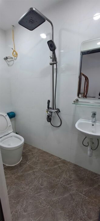 Bán nhà 5 tầng, 6PN, 35m², Hữu Hòa – Trước nhà ô tô tải tránh nhau 4.4 tỷ lh 0844444453