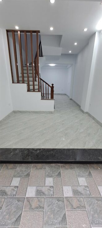 Bán nhà 5 tầng, 6PN, 35m², Hữu Hòa – Trước nhà ô tô tải tránh nhau 4.4 tỷ lh 0844444453
