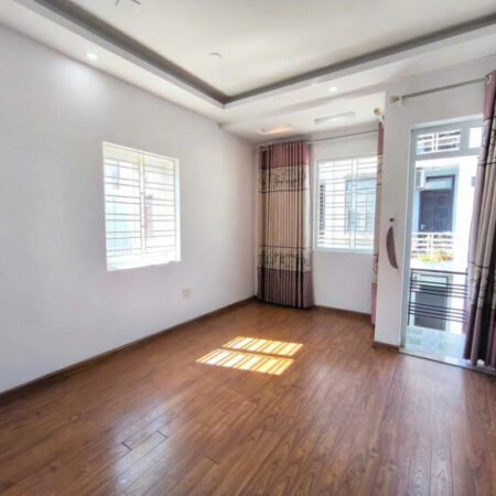 Nhà mặt ngõ tuyến 2 Lực Hành – 52m 4 tầng lô góc – ô.tô vào nhà – Giá 3.72 tỉ