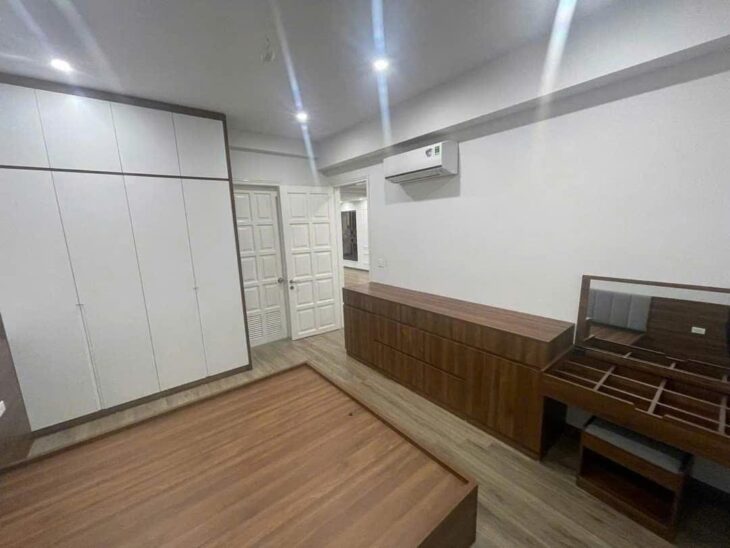 BÁN CHUNG CƯ G2 CIPUTRA 120m2 3 NGỦ NỘI THẤT ĐẸP VIEW HỒ TÂY