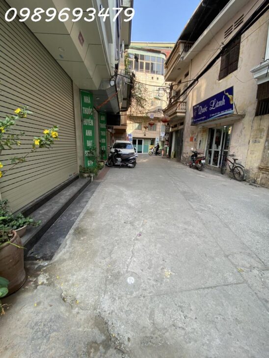 Tuyệt LÔ góc Vương Thừa Vũ – vài bước ra ô tô tránh – ngõ thông, rộng, mặt tiền 4,6m giá 6.25 tỷ