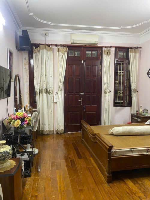 BÁN GẤP NHÀ NGUYỄN NGỌC VŨ-CẦU GIẤY-102M2 x 4T – MT 4.2M – 23.8 TỶ – ĐƯỜNG Ô TÔ TRÁNH – KD ĐỈNH