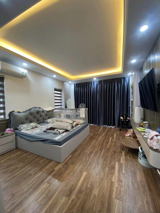 Bán nhà kim ngưu ngõ rộng oto vào nhà mới đẹp,7Tầng thang máy ở ngay DT56,4m giá 20,5 tỷ