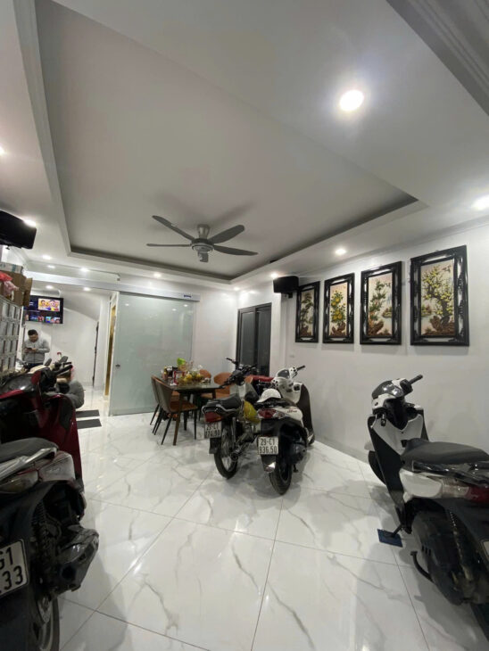 Bán nhà kim ngưu ngõ rộng oto vào nhà mới đẹp,7Tầng thang máy ở ngay DT56,4m giá 20,5 tỷ