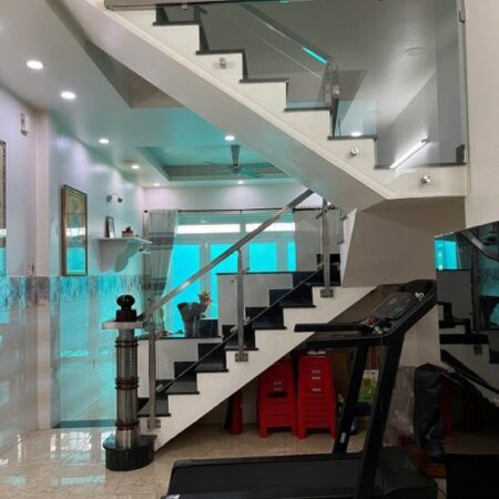 Bán nhà nằm trong hẻm ô tô, cuối hẻm có chỗ quay đầu ô tô – Đường DHT 27, phường Đông Hưng Thuận,