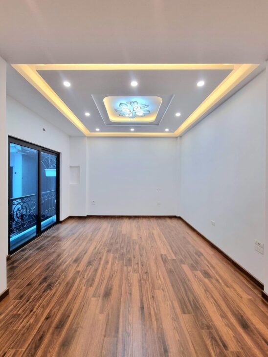 SIÊU ĐẸP PHỐ ĐỘI CẤN, DT 47M, 5 TẦNG, 9,5 TỶ