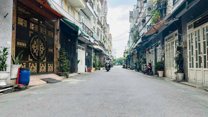 NHÀ MẶT TIỀN LÊ VĂN KHƯƠNG – Q.12 – 5.5 TỶ – AN CƯ TẾT NÀY!