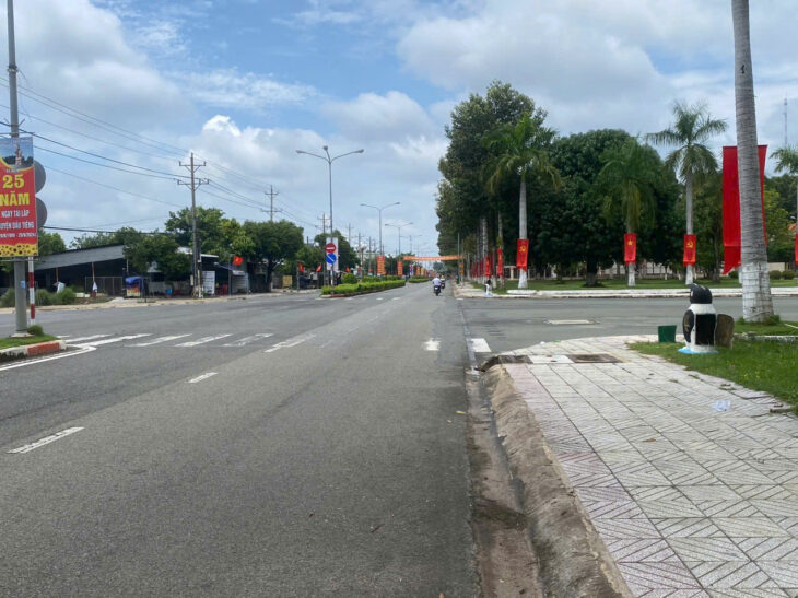 Bán đất mặt tiền đường Cách Mạng Tháng 8, Kp4B thị trấn Dầu Tiếng – Bình Dương.