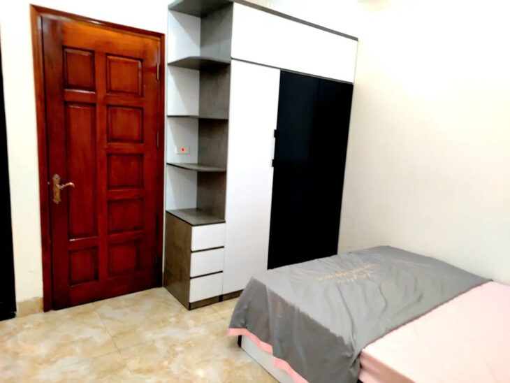 BÁN NHÀ RIÊNG PHỐ NGỌC LÂM- LONG BIÊN ,35M2, 5 TẦNG,MT 6M, 7.5 TỶ.
