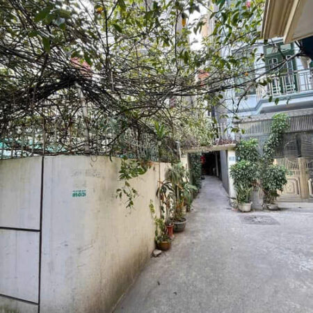 LÔ GÓC CẦU GIẤY – 110M2 x 3T – MT 5.5M – 19.5 TỶ – NGÕ RỘNG – GẦN MẶT PHỐ – THOÁNG – ĐẸP