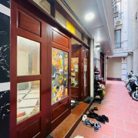 Lạc Long Quân Nhà Đẹp Ở LUÔN -NGÕ NÔNG- GẦN PHỐ 30m2 x5T 7.5 tỷ