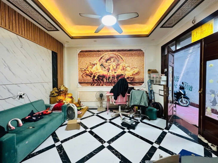 Lạc Long Quân Nhà Đẹp Ở LUÔN -NGÕ NÔNG- GẦN PHỐ 30m2 x5T 7.5 tỷ