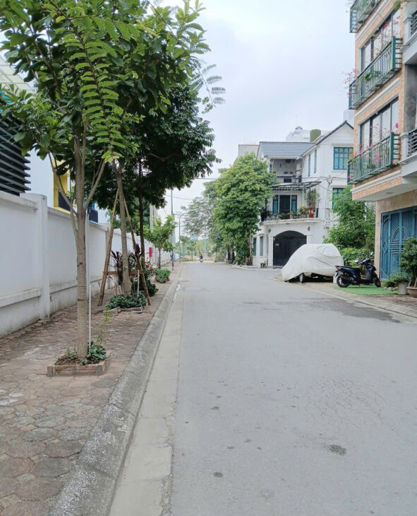 HÀNG HIẾM – HOT – NHÀ NGỌC THUỴ – LONG BIÊN – 45M x 4 TẦNG – GIÁ HƠN 11 TỶ – MẶT TIỀN KHỦNG –