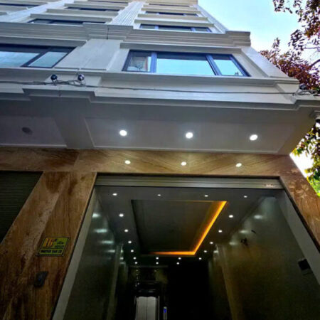 NHÀ MỚI- Ô TÔ NGỦ TRONG NHÀ PHỐ NGUYỄN VĂN CỪ- LONG BIÊN 45M2X 6 TẦNG, MT4M,10.8 TỶ.