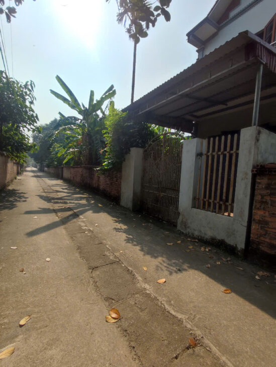 Bán đất gần ngã tư Miễu, ĐHQG HN đường to ngõ thông giá rẻ 190M nhỉnh 42T