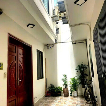 Bán nhà riêng phố Ngọc Thụy- Long Biên, 33m2 X 5 Tầng, mt 4.7m, 6.3 tỷ.