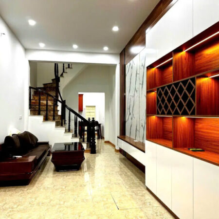 Nhà mới- ở luôn đủ nội thất phố Ngọc Thụy – Long Biên,36m2,5 Tầng, mt3.6m, 6.55 tỷ.