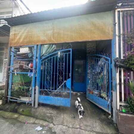 Nhà 1,5 tầng 1/ đường TÂN THỚI HIỆP 15, phường TTH, Q12, dt 89,4m2(4mx15m) Hẻm Ôtô. Giá 3,35tỷ Nhà 1,5 tầng 1/ đường TÂN THỚI HIỆP 15, phường TTH, Q12, dt 89,4m2(4mx15m) Hẻm Ôtô. Giá 3,35tỷ