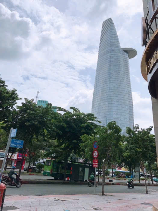 MẶT TIỀN TRUNG TÂM Q4 DƯỚI 179 TRIỆU M2