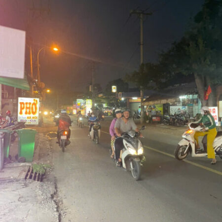 Bán nhà mặt tiền 36x28m giá 42 tỷ Đường Hà Huy Giáp, Quận 12