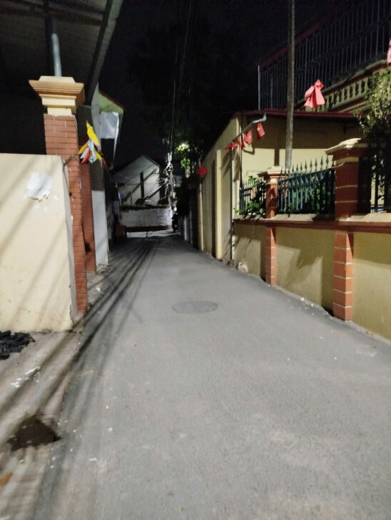 Bán nhà 3 tầng Đức thượng, moning đỗ cửa, ngay cạnh đường 32, dt 42m giá chào 4.9 tỷ