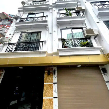 BÁN NHÀ PHỐ ĐỨC GIANG- LONG BIÊN, 35M2,5 TẦNG,MT 3.8M, 6.4 TỶ.KINH DOANH, Ô TÔ QUA. BÁN NHÀ PHỐ ĐỨC GIANG- LONG BIÊN, 35M2,5 TẦNG,MT 3.8M, 6.4 TỶ.KINH DOANH, Ô TÔ QUA.