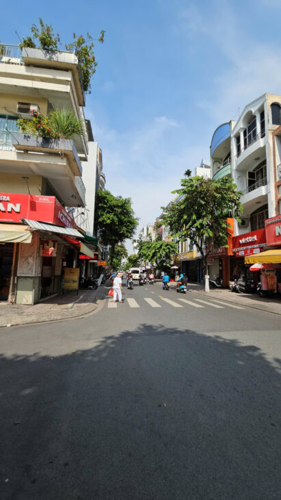 Mặt tiền kinh doanh đường số Khánh Hội giao Tân Vĩnh HƠN 200 Triệu m Q4 NGANG 4.5 DÀI 11 ĐÚC 5