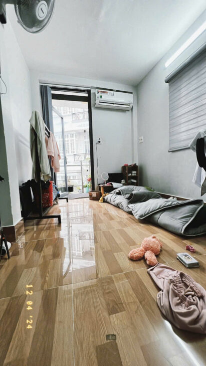 Mặt tiền hẻm Vĩnh Khánh xây mới 3 tấm DTSD45 m2 hơn 2 tỷ