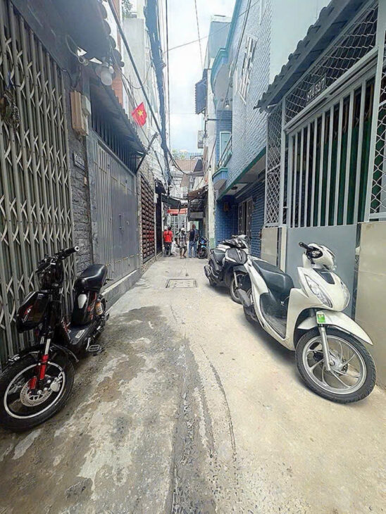 SÁT MẶT TIỀN XE HƠI Q4 DIỆN TÍCH SỬ DỤNG 53 M2 HƠN 2 TỶ Q4 SỔ HỒNG RIÊNG