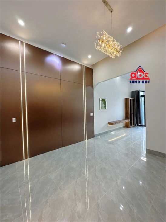 NP1077 bán nhà phố đẹp , gồm 3 phòng ngủ, thiết kế đẹp hiện đại, hàng xóm thân thiện