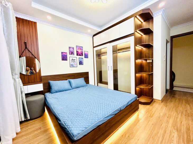 Bán nhà Nam Dư, Lĩnh Nam, 32m 5 tầng oto đỗ cổng ngõ thông 2 đầu 5.69 tỷ, sổ đỏ