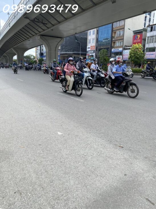 BÁN NHÀ PHỐ HÀO NAM, 6 TẦNG THANG MÁY, 1 NHÀ RA PHỐ, NHÀ ĐẸP FULL NỘI THẤT XỊN Ở NGAY, DT 31,3M2*6T