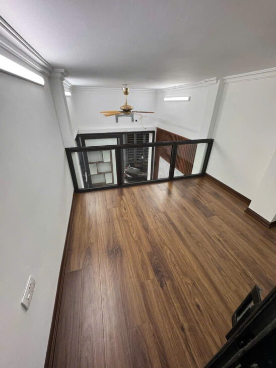 Bán nhà 22m², 3 tầng, 2PN, Lĩnh Nam, Hoàng Mai, 1.95 tỷ