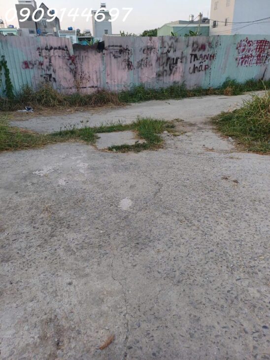 Đất thổ cư lô góc 2 Mặt hẻm 1/đường THẠNH XUÂN 52, phường THẠNH XUÂN, Q12, dt 217m2 (15mx15m) Hẻm