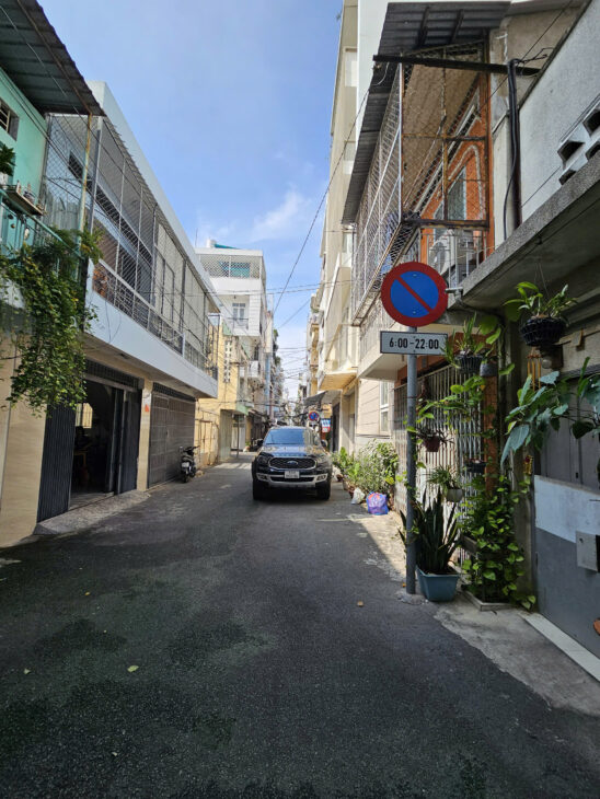 MẶT TIỀN TRUNG TÂM Q4 DƯỚI 200 TRIỆU M2