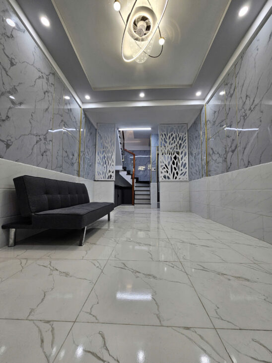 SÁT MẶT TIỀN HOÀNG DIỆU Q4 NHÀ MỚI XÂY ĐÚC BÊ TÔNG KIÊN CỐ HƠN 4 TỶ DIỆN TÍCH SỬ DỤNG 72