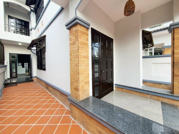 Chính chủ cần bán gấp nhà để đi định cư, biệt thự đường số 21 KDC Bình Hưng