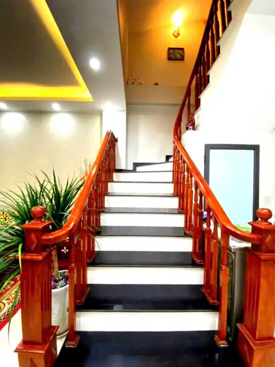 NHÀ ĐẸP DÂN XÂY KIÊN CỐ PHỐ NGÔ GIA TỰ- LOGN BIÊN,50M2,4 TẦNG, MT 4M, 6.9 TỶ.