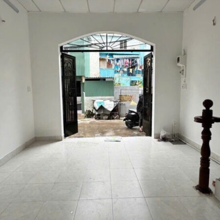 Bán Nhà HXH Hoàng Hoa Thám 2 Tầng 2 PN Nhà Mới Ở Ngay Nhỉnh 4 Tỉ Bán Nhà HXH Hoàng Hoa Thám 2 Tầng 2 PN Nhà Mới Ở Ngay Nhỉnh 4 Tỉ