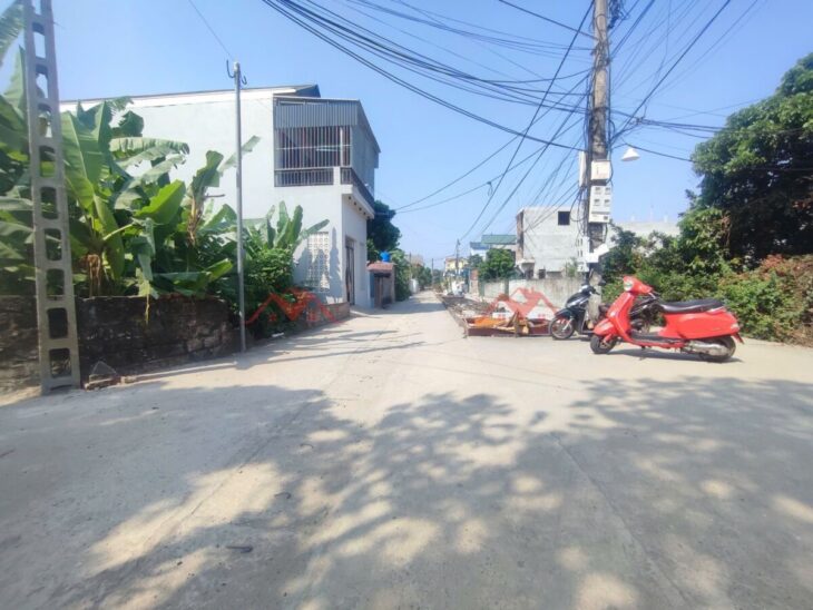 SIÊU PHẨM GIÁ 4,4 TỶ ĐẤT TẠI PHỤNG CHÂU-CHƯƠNG MỸ D/T:78M