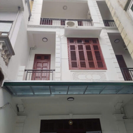 TRUNG TÂM TIỆN ÍCH HÀ ĐÔNG. CẠNH PHỐ LÊ LỢI, LÊ HỒNG PHONG. QUANG TRUNG . DIỆN TÍCH 56M X 4 TẦNG .