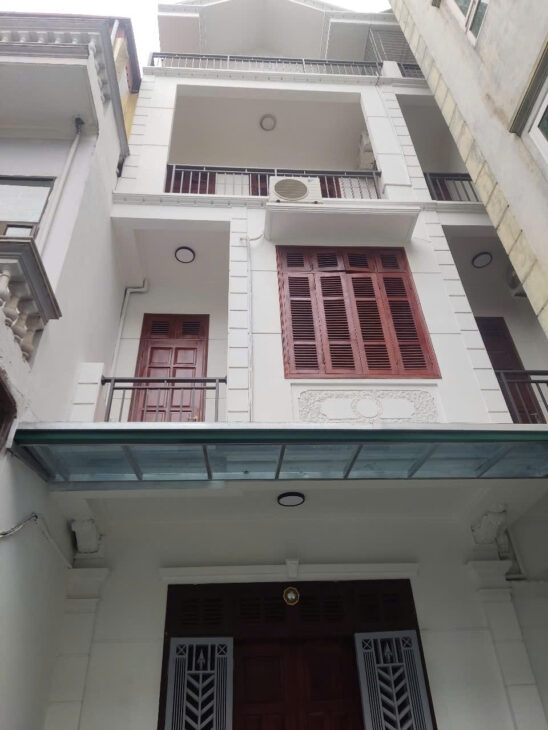 TRUNG TÂM TIỆN ÍCH HÀ ĐÔNG. CẠNH PHỐ LÊ LỢI, LÊ HỒNG PHONG. QUANG TRUNG . DIỆN TÍCH 56M X 4 TẦNG .