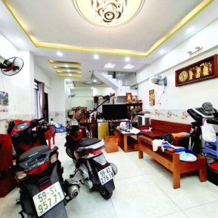 BÁN NHÀ TRUNG TÂM GV – HẺM TRƯỚC NHÀ 5M Ô TÔ ĐỖ CỬA- 3TẦNG ĐÚC MỚI ĐẸP Ở NGAY – NHỈNH 5 TỶ BÁN NHÀ TRUNG TÂM GV – HẺM TRƯỚC NHÀ 5M Ô TÔ ĐỖ CỬA- 3TẦNG ĐÚC MỚI ĐẸP Ở NGAY – NHỈNH 5 TỶ